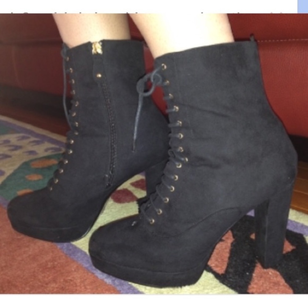 Black Boot Lace-Up Platform High Heel